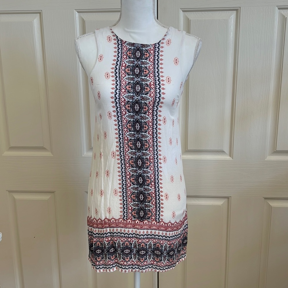 Beautiful Aeropostale Dress